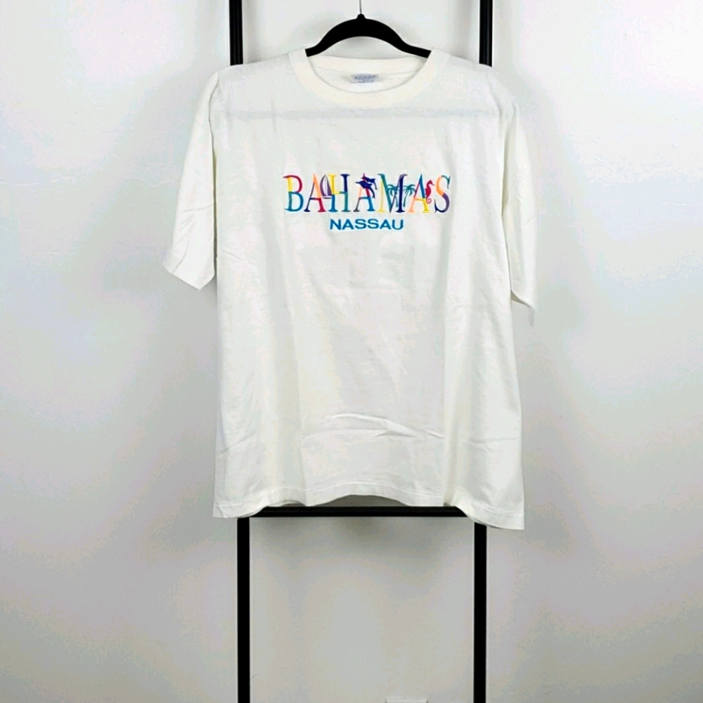 Vintage embroidered t-shirt Bahamas Nassau women white size L